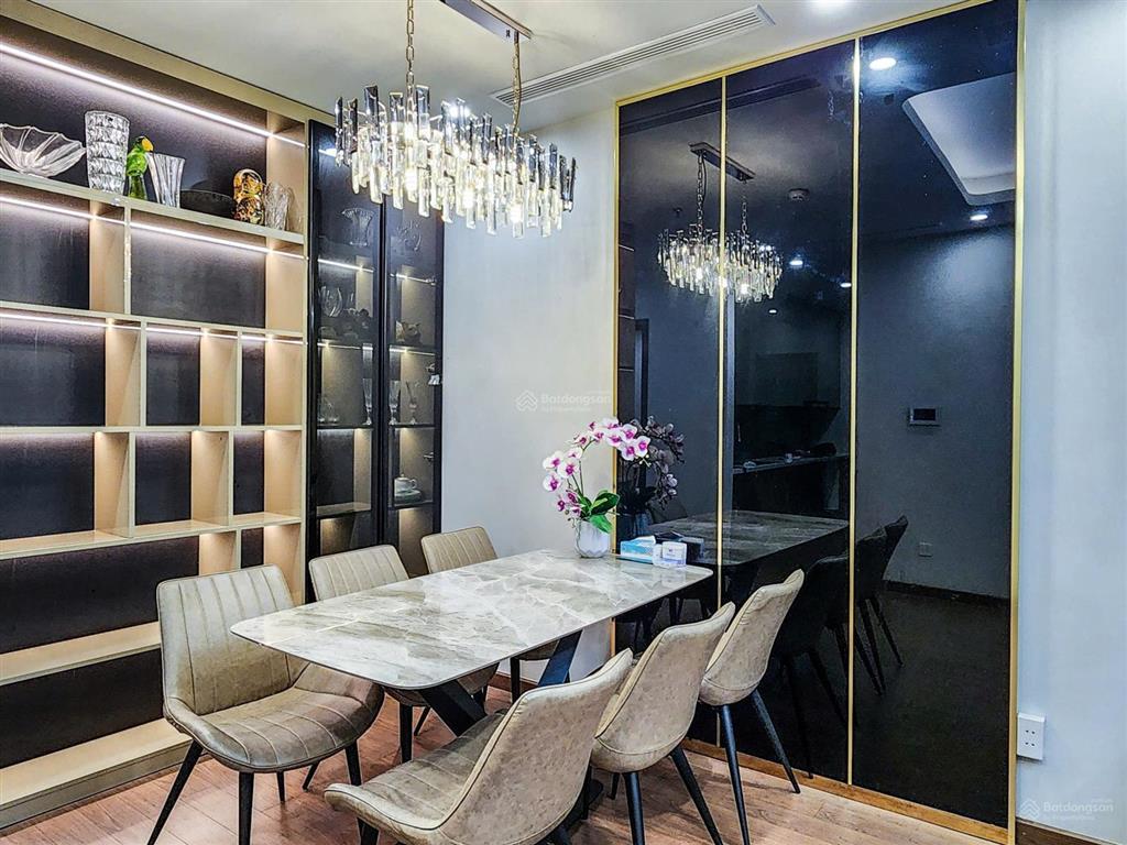 Cho thuê cc the matrix one 2pn2wwc, 22 triệu vnd, 88m2, nội thất sang trọng hiện đại, chính chủ