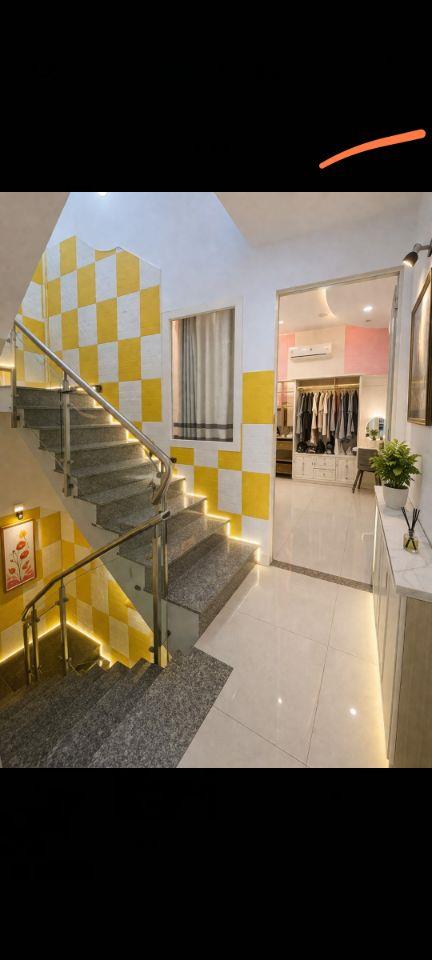 NHÀ KHU NAM HÙNG VƯƠNG – 4 TẦNG MỚI ĐẸP – HẺM XE HƠI – SÁT VÕ VĂN KIỆT  ​(NQY5061)