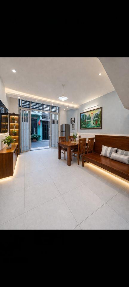 NHÀ KHU NAM HÙNG VƯƠNG – 4 TẦNG MỚI ĐẸP – HẺM XE HƠI – SÁT VÕ VĂN KIỆT  ​(NQY5061)