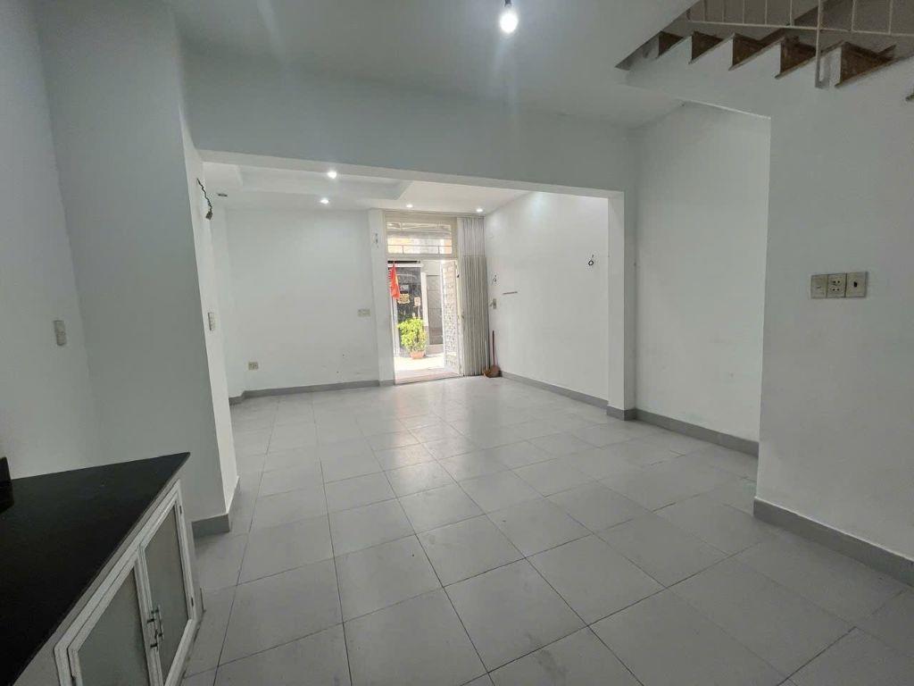 Nhà Tân Hoà Đông - Hương Lộ 2 (5*11) 5,9 tỷ thương lương
