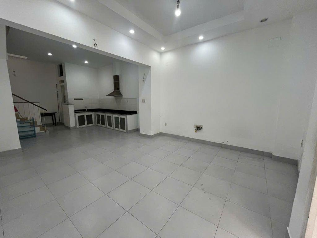 Nhà Tân Hoà Đông - Hương Lộ 2 (5*11) 5,9 tỷ thương lương