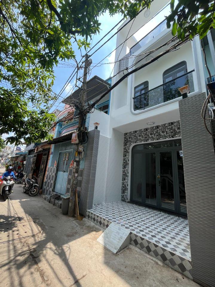 NHÀ TÂN HOÀ ĐÔNG - QUẬN 6 (4 x 13) Hẻm xe hơi đỗ khu vực dân trí cao