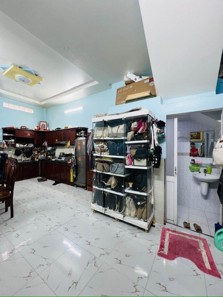 Nhà gần trục đường Võ Văn Kiêt (dtsd 64m ) hẻm xe tải ,pháp lý chuẩn shr 6₫ nhỉnh