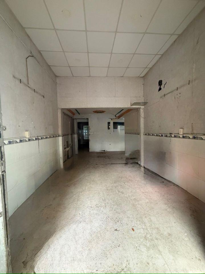 Mặt tiền Phùng Tá Chu (dtsd 44m 3 tần ) pháp lý chuẩn shr 6₫ nhỉnh