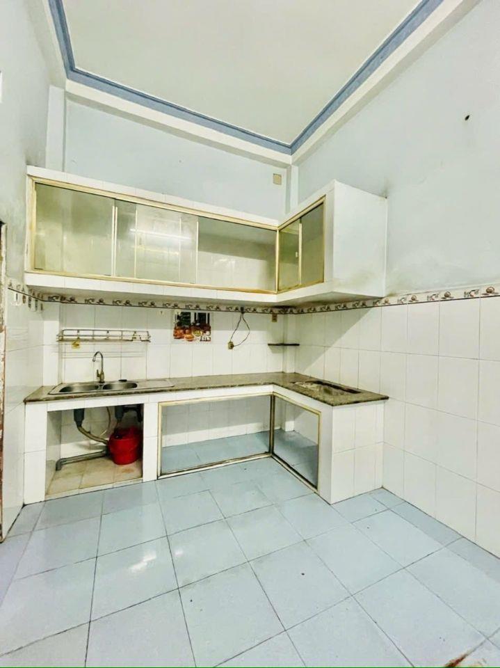 Nhà hẻm 6 mét sát mặt tiền Hương Lộ 2 (65m) có pn trệt , pháp lý chuẩn shr 5₫ nhỉnh 