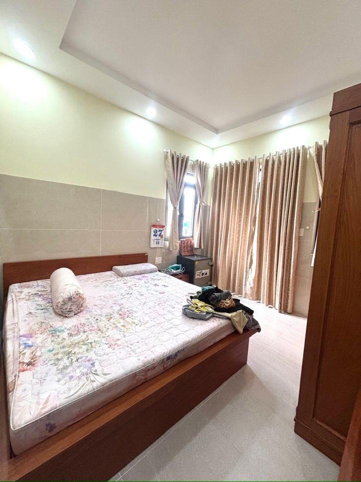 Nhà 4 tần căn góc 2 mặt hẻm ko lộ giới Mẵ Lò - Lê Văn Qưoi (4x14) hẻm xe hơi 7₫ nhỉnh