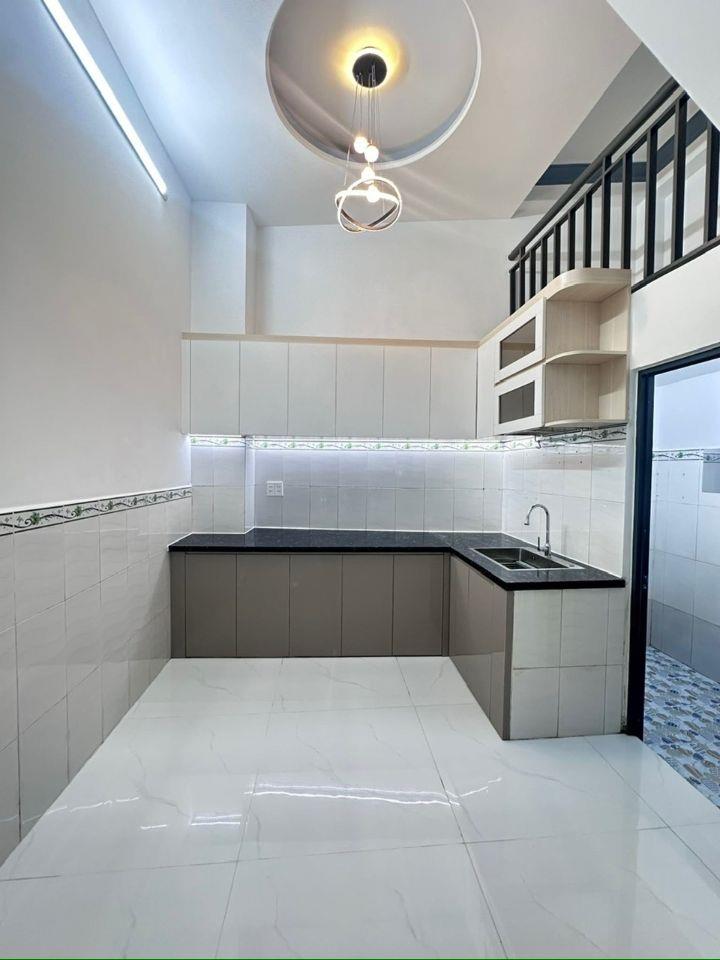 Nhà 2 tần khu Gò Xoài (4x12) hẻm xe hơi dỗ pháp lý chuẩn shr 4₫ nhỉnh 