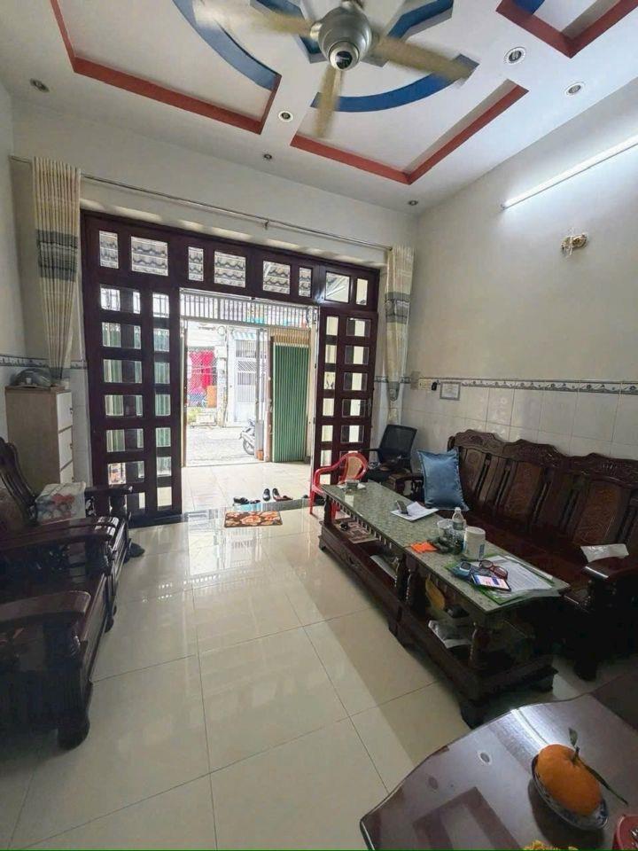 Nhà 4 tần khu Lê Văn Quới - 4 Xã (đt 50m) hẻm xe hơi khu dân trí cao 5đ nhỉnh