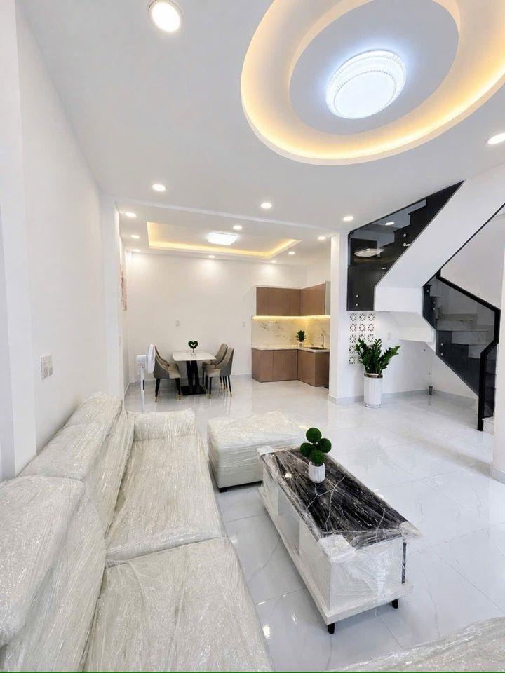 Nhà 2 tần mới khu Tên Lửa (6x9) hẻm xe hơi pháp lý chuẩn shr chỉ có nhỉnh 5 đ 