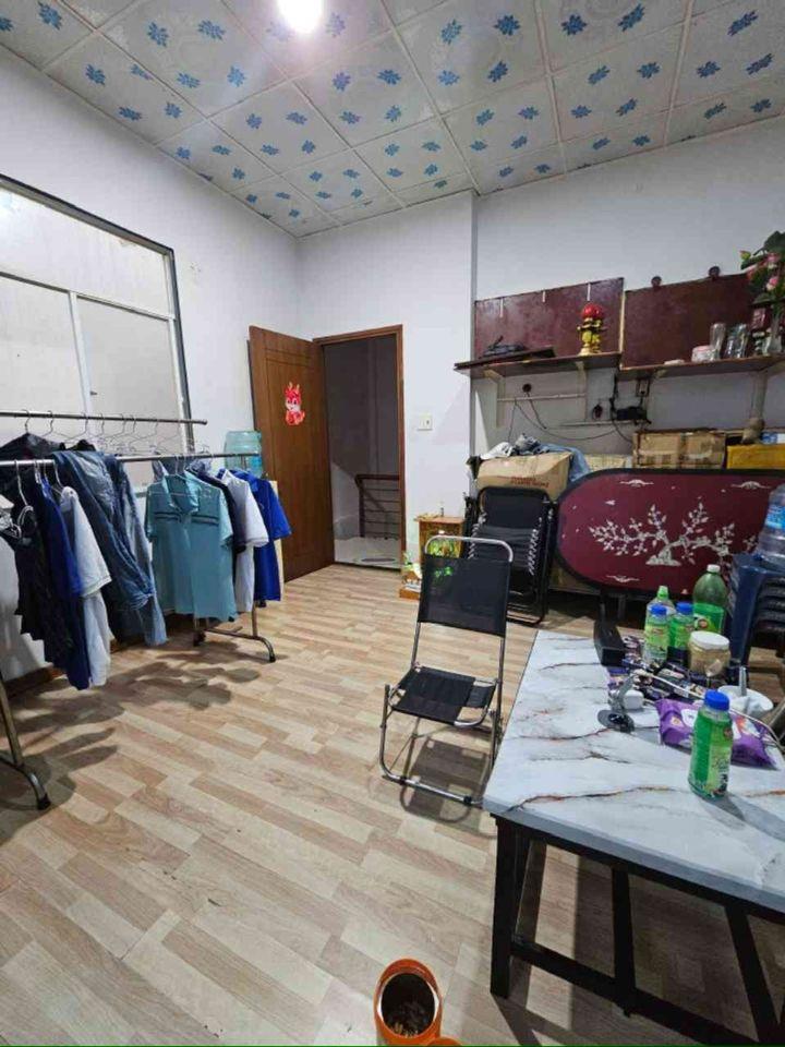 Nhà 3 tần BTCT Bình Trị Đông - Lê Văn Qưoi (8x10) hẻm xe hơi đỗ khu dân trí 6d nhỉnh 