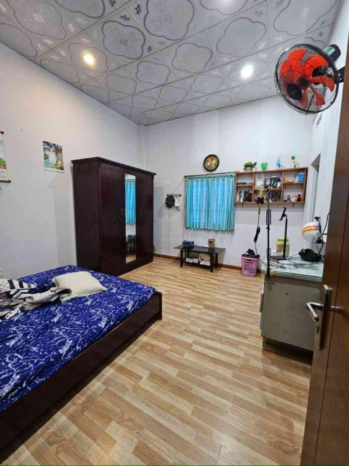Nhà 3 tần BTCT Bình Trị Đông - Lê Văn Qưoi (8x10) hẻm xe hơi đỗ khu dân trí 6d nhỉnh 