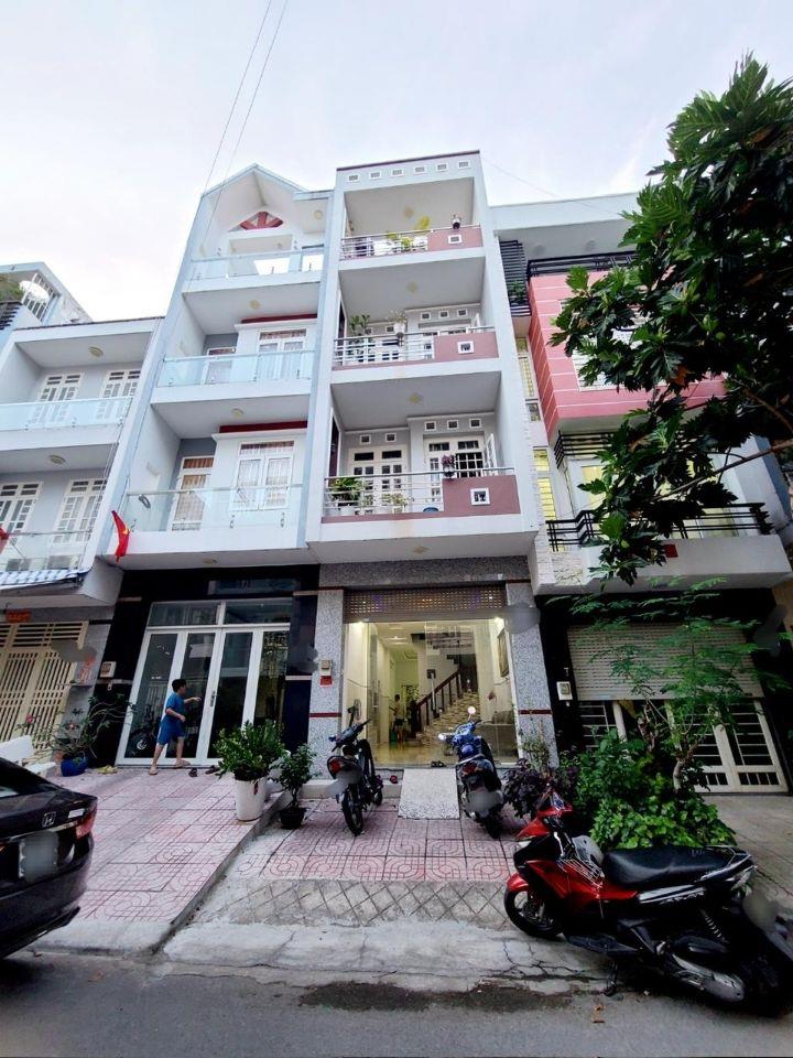 Nhà 5 tân có lề 4m hẻm xe tải thông Võ Văn Kiệt (đt 68m) pháp lý chuẩn sổ riêng 8₫ #00179 