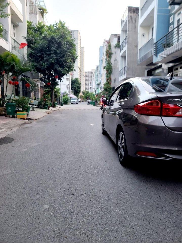 Nhà 5 tân có lề 4m hẻm xe tải thông Võ Văn Kiệt (đt 68m) pháp lý chuẩn sổ riêng 8₫ #00179 