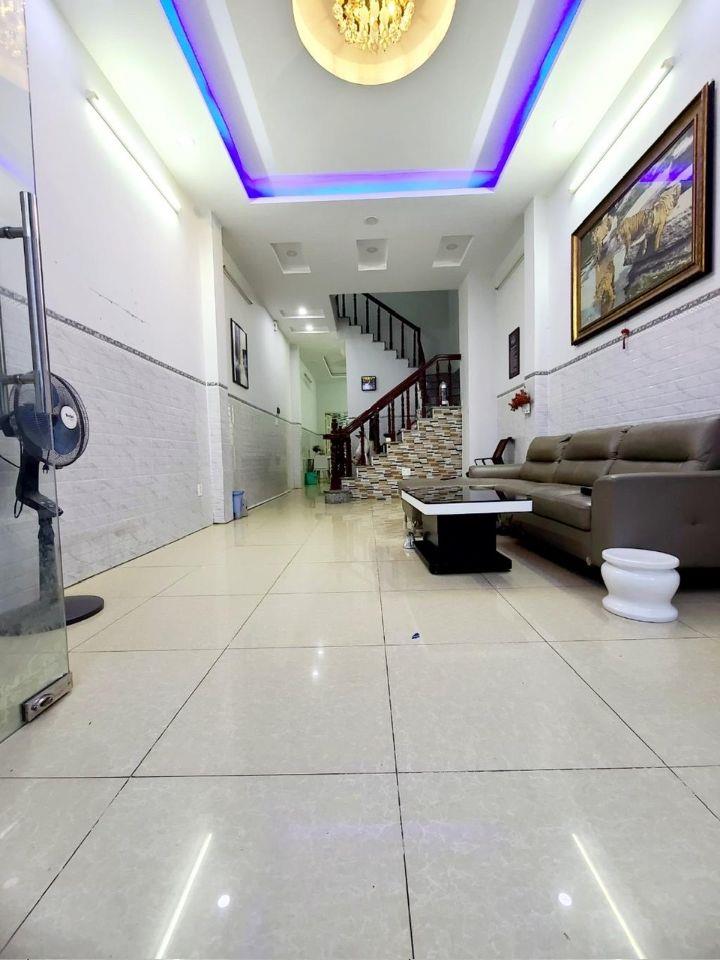 Nhà 5 tân có lề 4m hẻm xe tải thông Võ Văn Kiệt (đt 68m) pháp lý chuẩn sổ riêng 8₫ #00179 