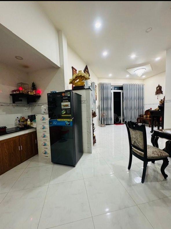 Nhà 3 tần Tân Hoà Đông (đt 83m) hem xe hơi thông thoáng pháp lý chuẩn 8₫ #00195 