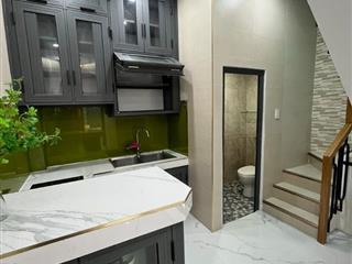 Nhà xây mới có pn trệt cho ng lớn tuổi Lê Văn Qươi (đt 40m) hẻm xe hơi thông thoáng 4₫ nhỉnh #00202 