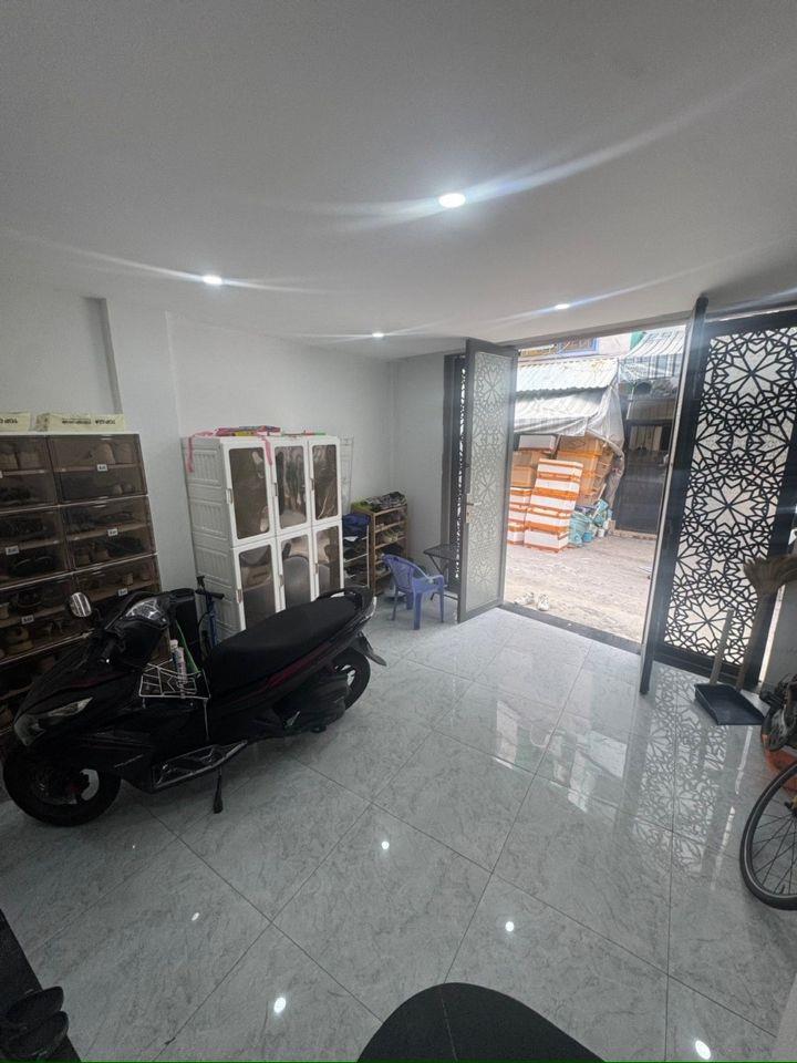 Nhà 5 tần Tân Hoá - Lạc Long Quân (4.5x10) hẻm xe hơi đỗ thông thoáng shr 6₫ nhỉnh #00208 
