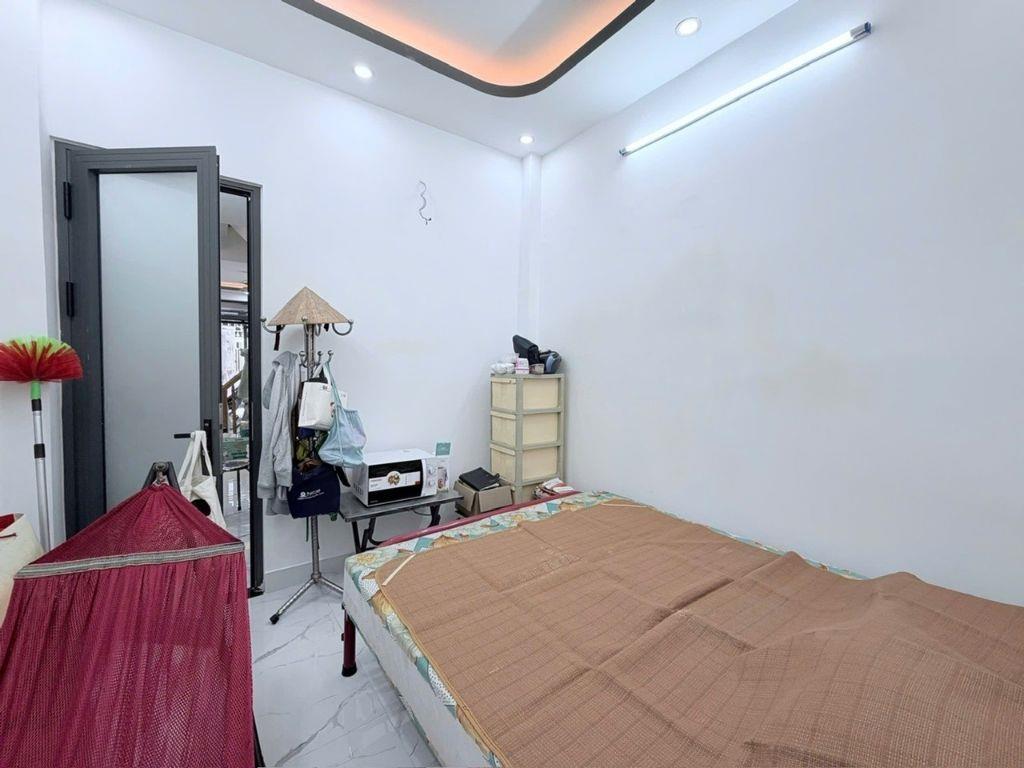 Nhà 2 tần Tân Hoà Đông (đt 40) hẻm xe hơi thông thoáng pháp lý chuẩn shr 5₫ nhỉnh #00210 