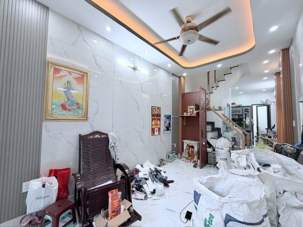 Nhà 2 tần Tân Hoà Đông (đt 40) hẻm xe hơi thông thoáng pháp lý chuẩn shr 5₫ nhỉnh #00210 