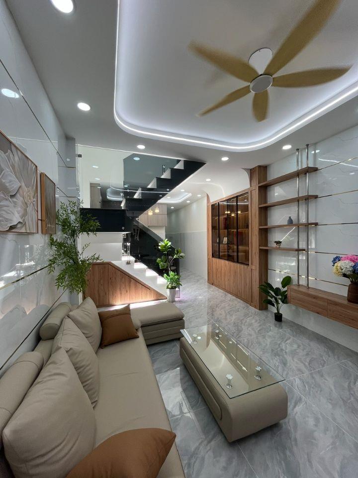 Nhà xây mới có pn trêt cho ng lớn tuổi Phạm Đình Hổ (đt 55m ) hẻm 4 mét thông bàn cờ 5₫ nhỉnh #00214 