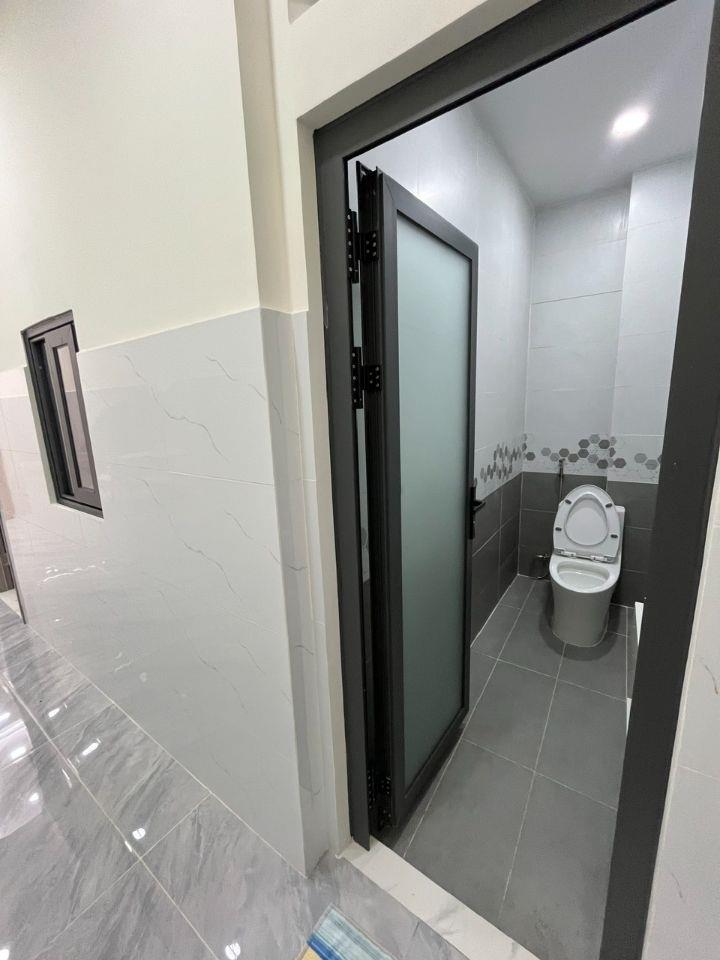 Nhà xây mới có pn trêt cho ng lớn tuổi Phạm Đình Hổ (đt 55m ) hẻm 4 mét thông bàn cờ 5₫ nhỉnh #00214 