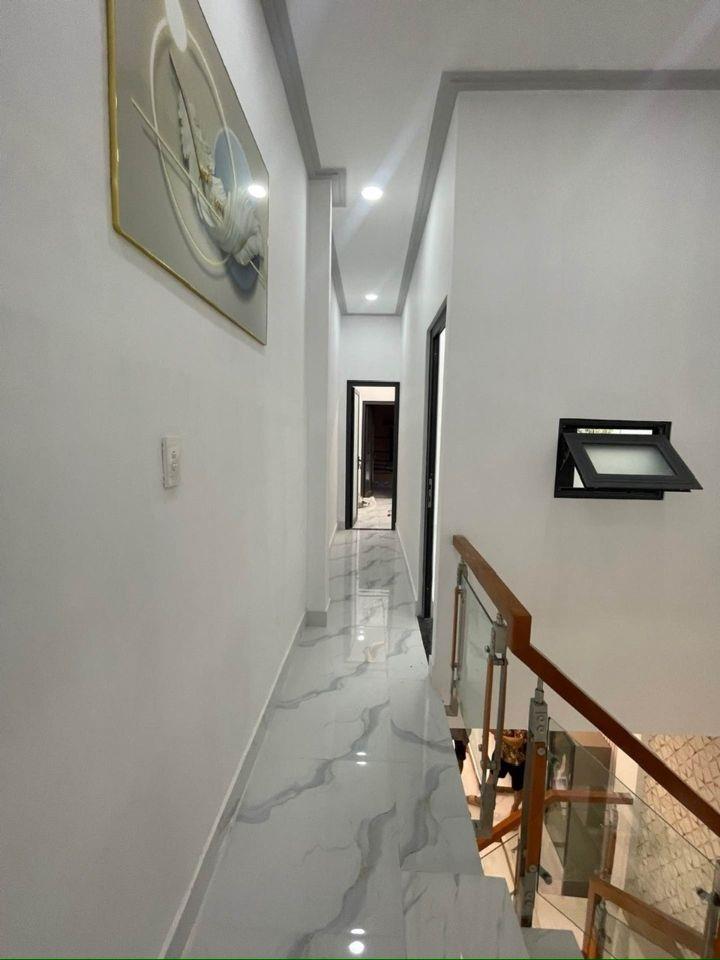 Nhà 3 tần xây mới sát mặt tiền đường Văn Thân (đt 44m) hẻm 4 m thông thoáng shr 5₫ nhỉnh #00215