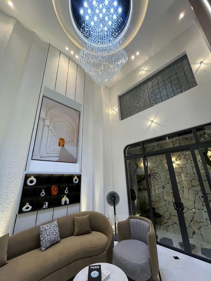 Nhà 5 tần xây mới Bình Trị Đông - Tên Lửa (đt 60) hẻm xe hoi quay đầu shr 8₫ nhỉnh #00219 (205) 