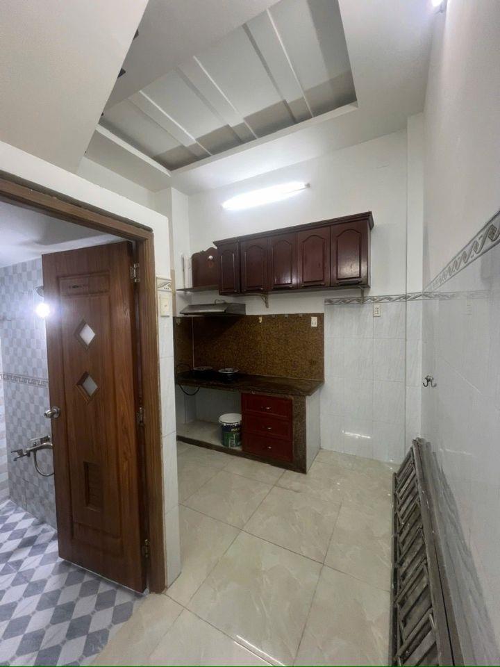Phạm Văn Chí - Bình Tiên nhà 3 tần (đt 35m) hẻm ba gác thông cách mặt tiền đương 50m shr 6₫ nhỉnh #00227