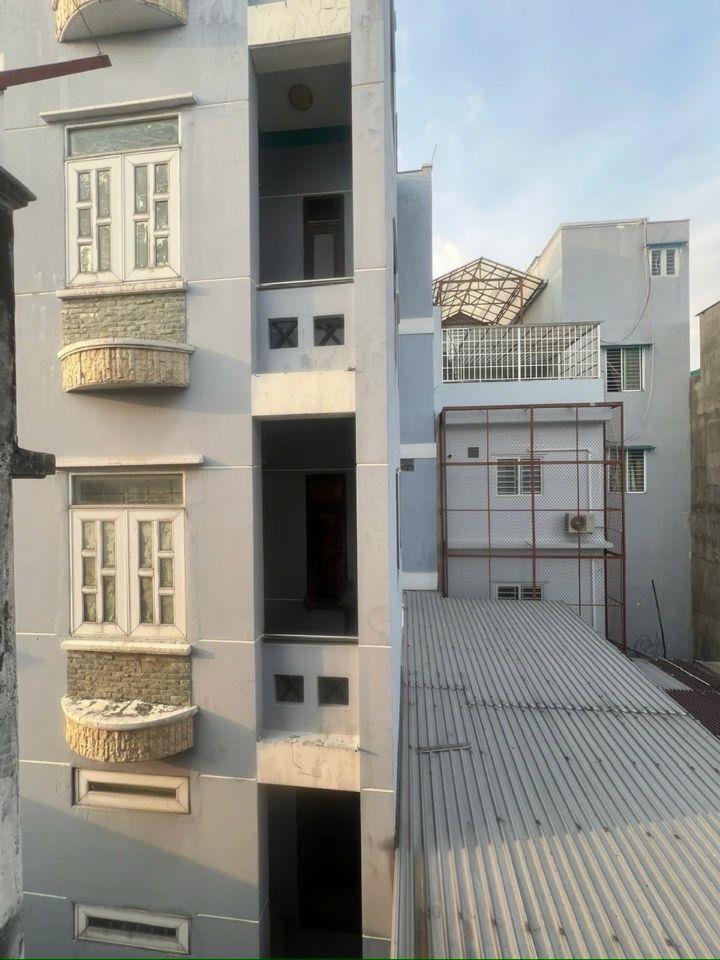 Phạm Văn Chí - Bình Tiên nhà 3 tần (đt 35m) hẻm ba gác thông cách mặt tiền đương 50m shr 6₫ nhỉnh #00227