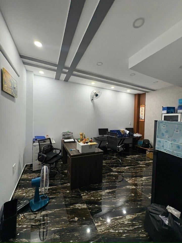 Nhà 4 tần sát mặt tiền dường hẻm 6 m xe hơi quay đầu Kinh Dương Vương (5x10) 8₫ nhỉnh #00249 // Khu Y Tế Kỹ Thuật Cao 