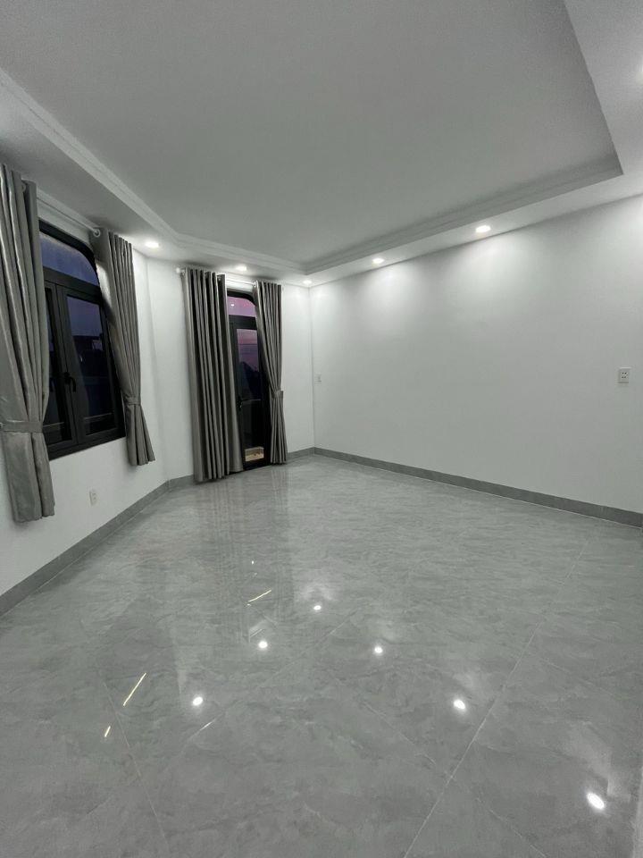 Căn góc 2 mặt hẻm xe hơi 5 tần Hương Lộ 2 (đt 69m) pháp lý chuẩn shr 7₫ nhỉnh nhẹ 