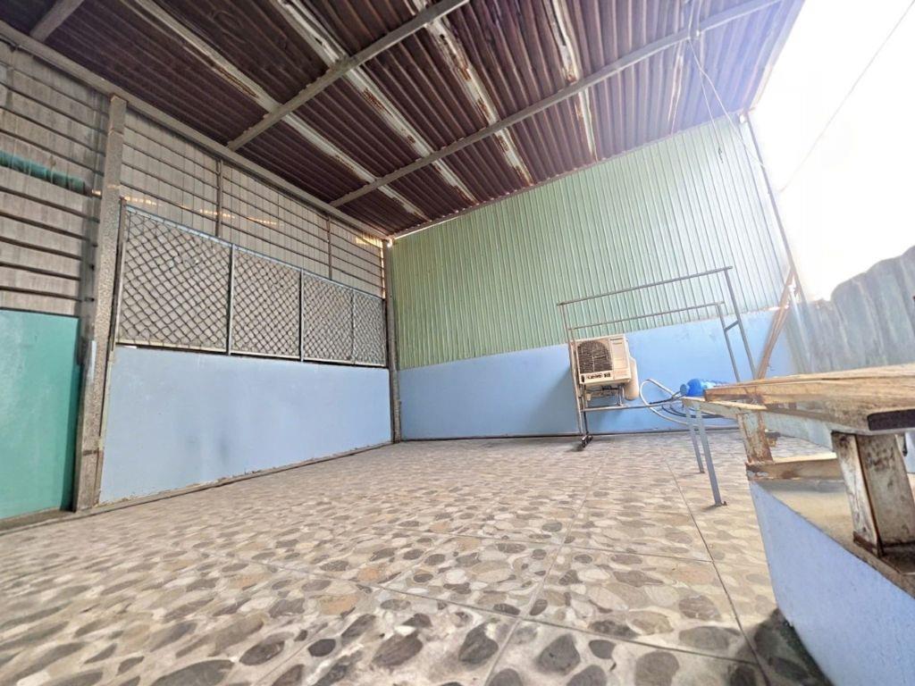 Trước của nhà hẻm 8 m thông thoáng Hậu giang (4x10.5) shr pháp lý chuẩn 8 d nhỉnh #00292 // Hậu Giang - Cư Xá Phú Lâm A 