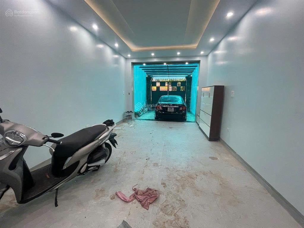 Nhà phân lô khu quan hoa  ô tô tránh  hơn 25 tỷ  dt 83m  kinh doanh