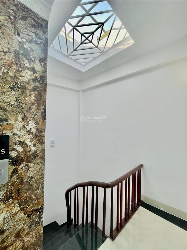 Bán nhà trần duy hưng 52m2, 6 tầng thang máy mới cứng, 3 bước ra mặt phố