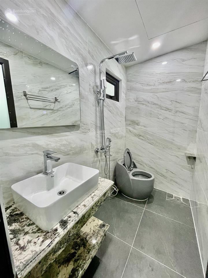 Bán nhà trần duy hưng 52m2, 6 tầng thang máy mới cứng, 3 bước ra mặt phố