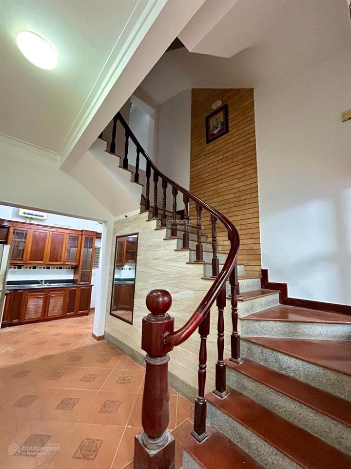 Bán nhà trung tâm láng hạ  vũ ngọc phan 60m2, ngõ oto, thông tứ tung