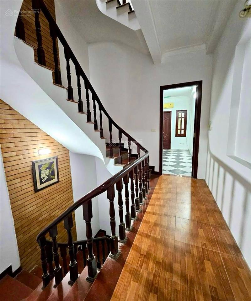 Bán nhà trung tâm láng hạ  vũ ngọc phan 60m2, ngõ oto, thông tứ tung