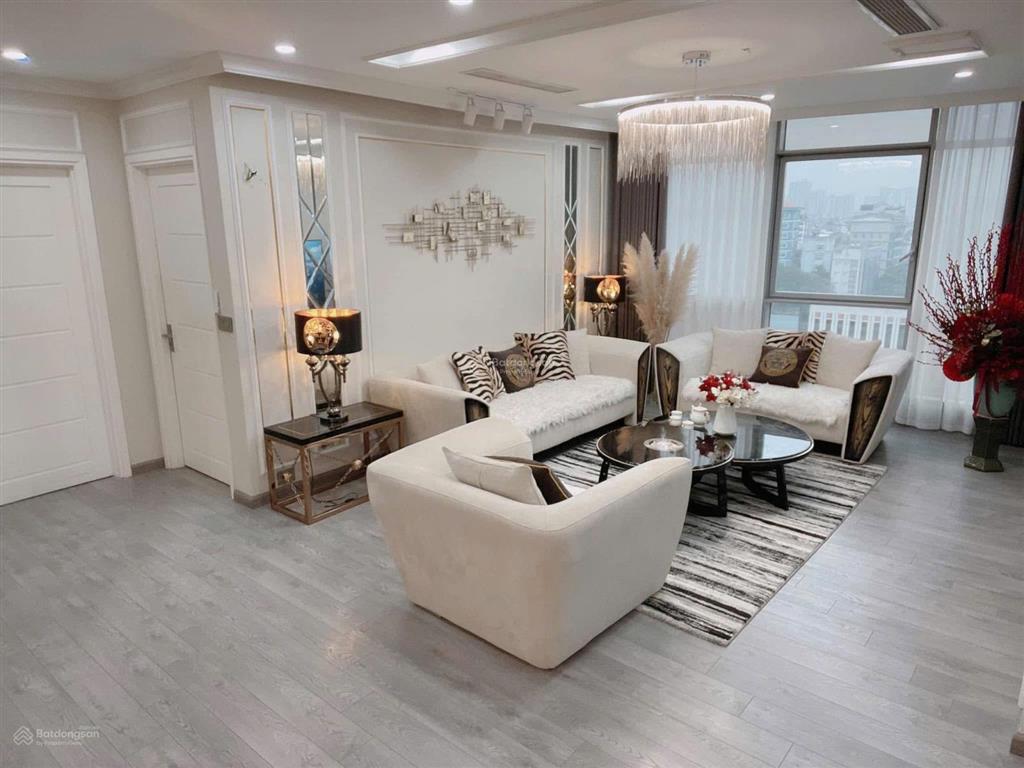 Bán căn hộ cao cấp 160m2  hơn 100 triệu/m2 ngay toà eurowindow multicomplex 27 trần duy hưng