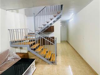 Chính chủ cho thuê phòng nguyễn khang 40m 2 tầng 2 pn 2wc cách phố 10m 9tr nhà mới