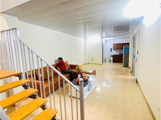 Nhà trọ rộng 60m2 xây 2 tầng phù hợp ở hộ gia đình, cách mặt phố 3 bước chân