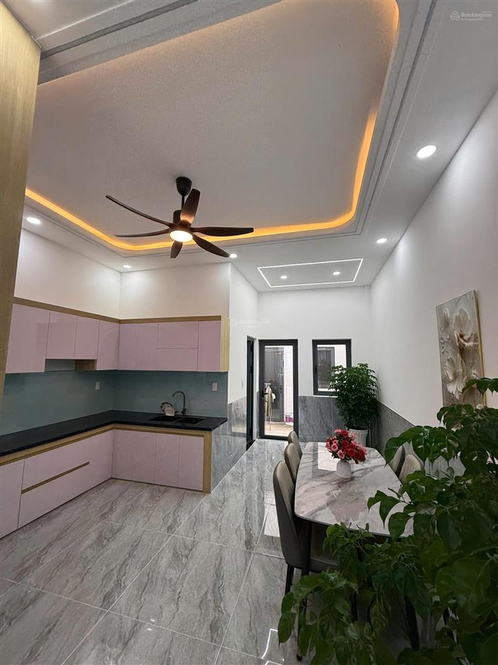 Bán nhà 1 trệt 1 lầu sổ hồng riêng 80m2 khu dân cư vsip3 tân uyên bình dương