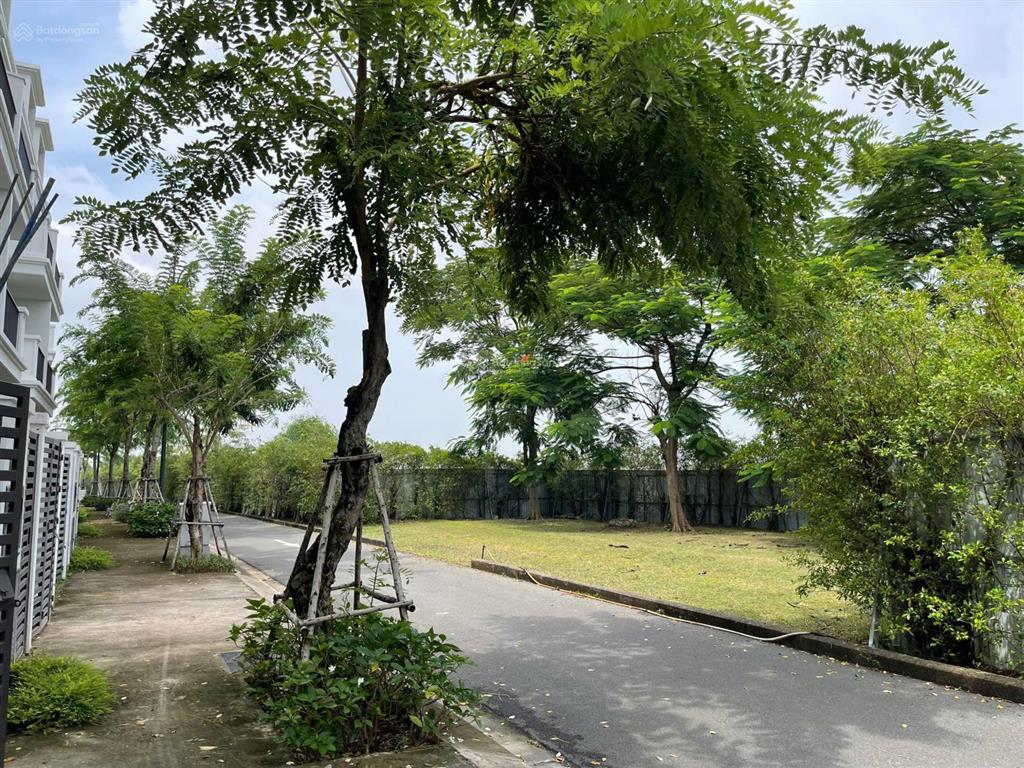 Chủ nhà cần gấp nhà phố liền kề giá 7 tỷ, nhà full nội thất