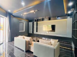 Căn góc 03 mặt tiền dường full nội thất cao cấp indochine