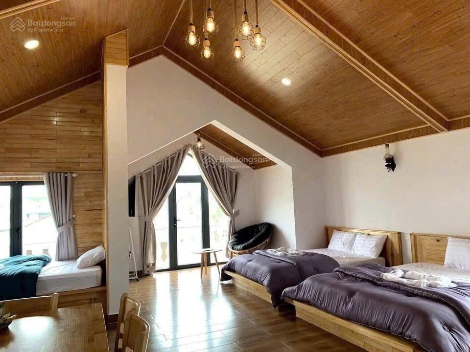 Gia đình cần bán căn biệt thự sân vườn tại đà lạt giá 11,5 tỷ