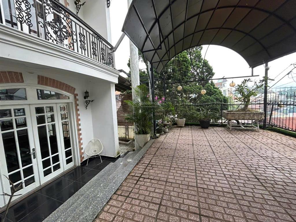 Bán căn nhà 2 tầng hẻm ô tô 118m2 ngay trần phú đà lạt giá 6,2 tỷ