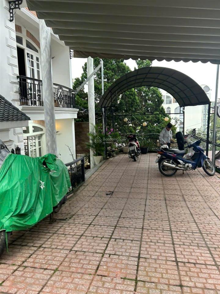 Bán căn nhà 2 tầng hẻm ô tô 118m2 ngay trần phú đà lạt giá 6,2 tỷ