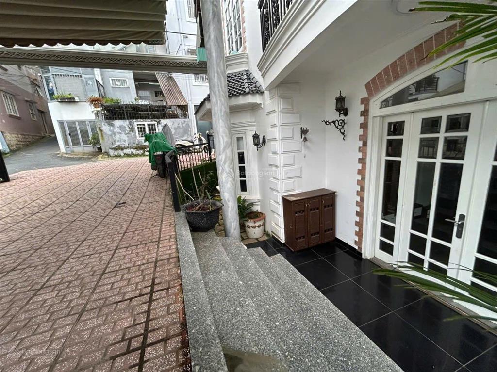 Bán căn nhà 2 tầng hẻm ô tô 118m2 ngay trần phú đà lạt giá 6,2 tỷ