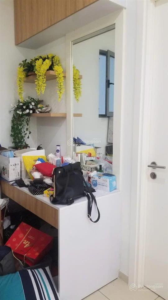 Bán cc hausneo giá 3.55 tỷ, dt 55m2, 2pn+1wc có nội thất cơ bản tầng đẹp view thoáng. 0902 564 ***