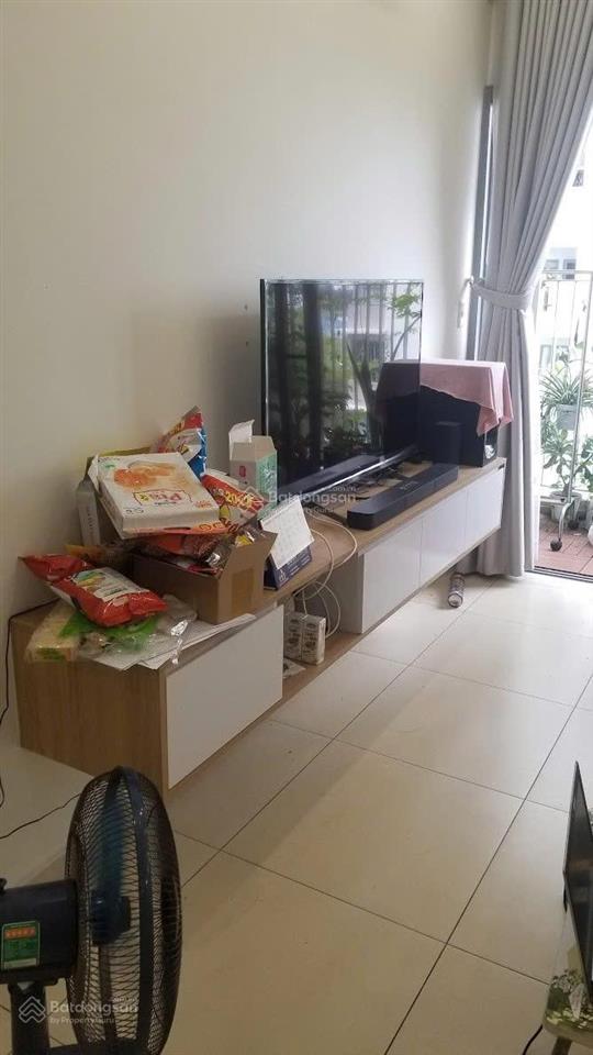 Bán cc hausneo giá 3.55 tỷ, dt 55m2, 2pn+1wc có nội thất cơ bản tầng đẹp view thoáng. 0902 564 ***