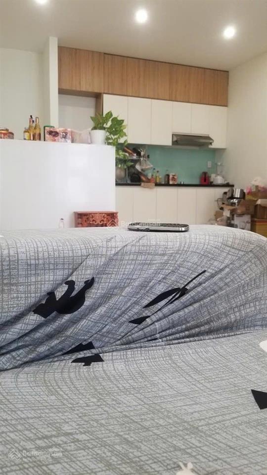 Bán cc hausneo giá 3.55 tỷ, dt 55m2, 2pn+1wc có nội thất cơ bản tầng đẹp view thoáng. 0902 564 ***